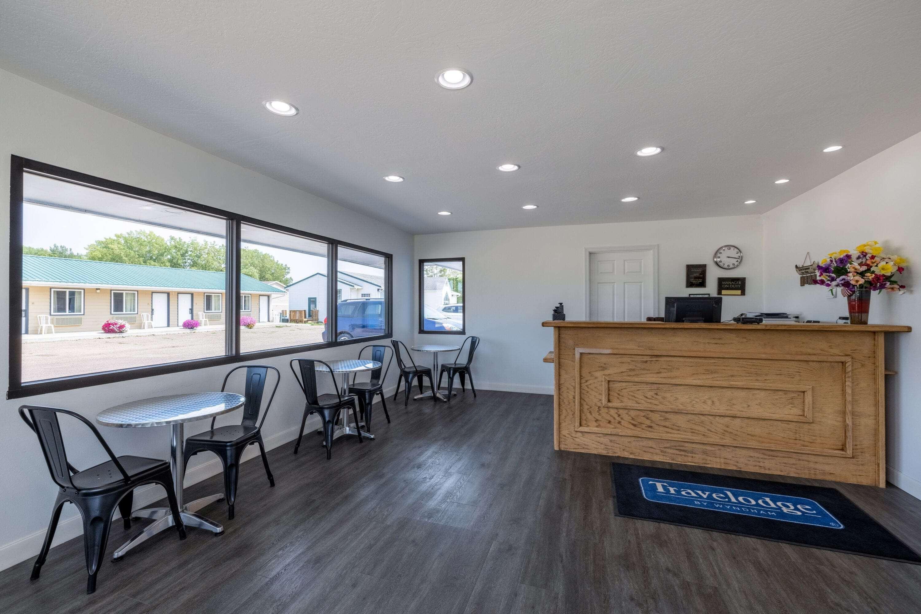 Travelodge By Wyndham Spirit Lake/Okoboji المظهر الخارجي الصورة